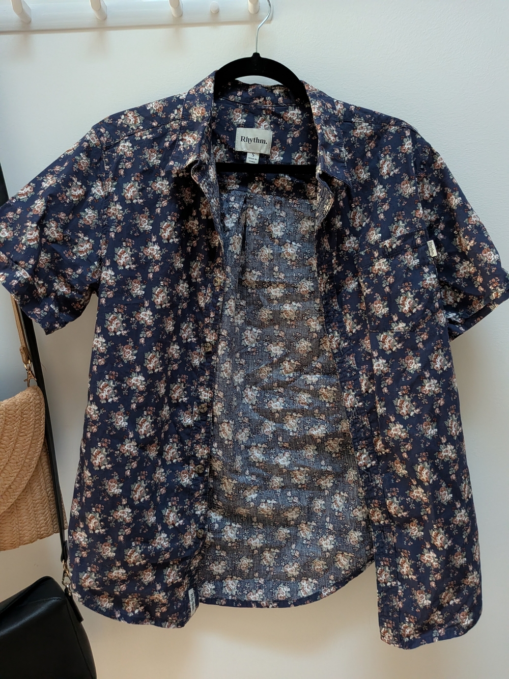 Rhythm. Men's Navy Floral Short-Sleeve Button-Down Shirt